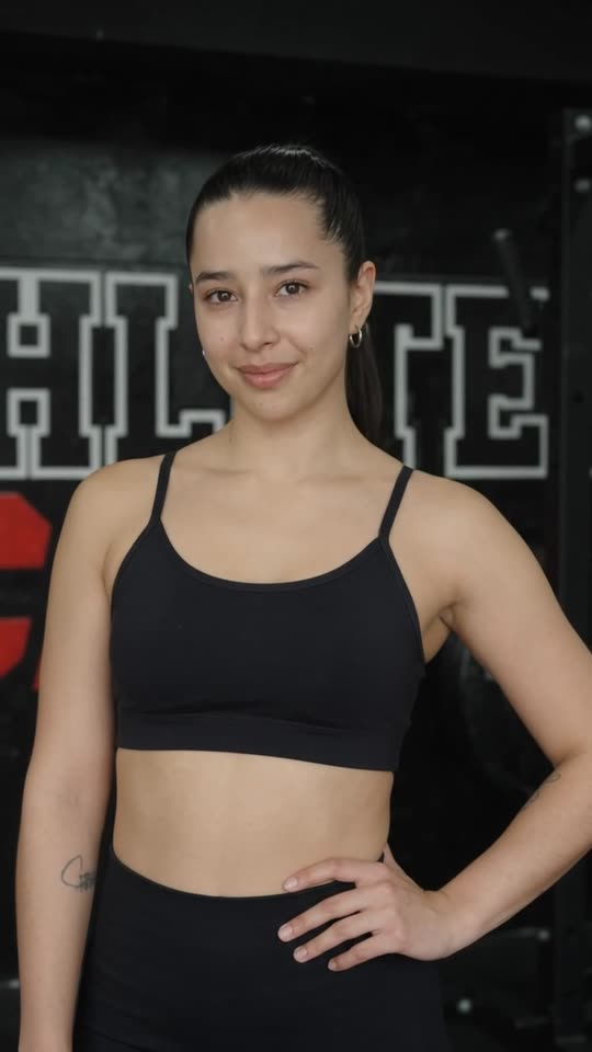 Camila, personal trainer de Athletic Gym